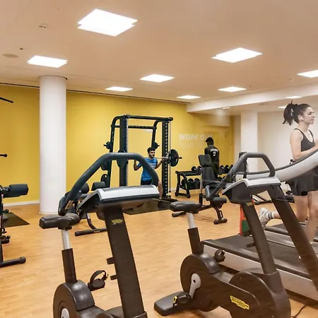 아파트호텔 Ferrari Tower